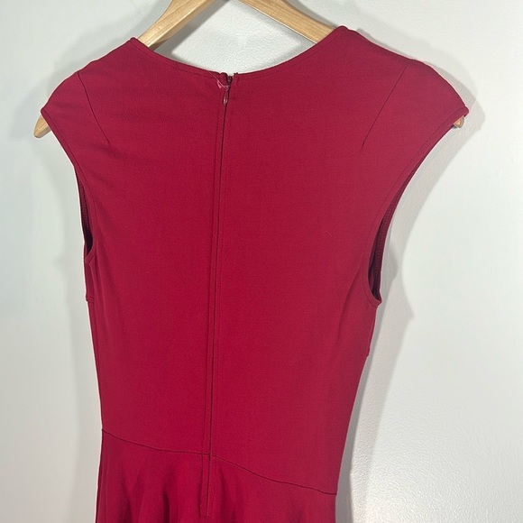 Eight Sixty Red Cap Sleeve Short Dress V-Neck XS Cocktail Flare - Picture 8 of 9